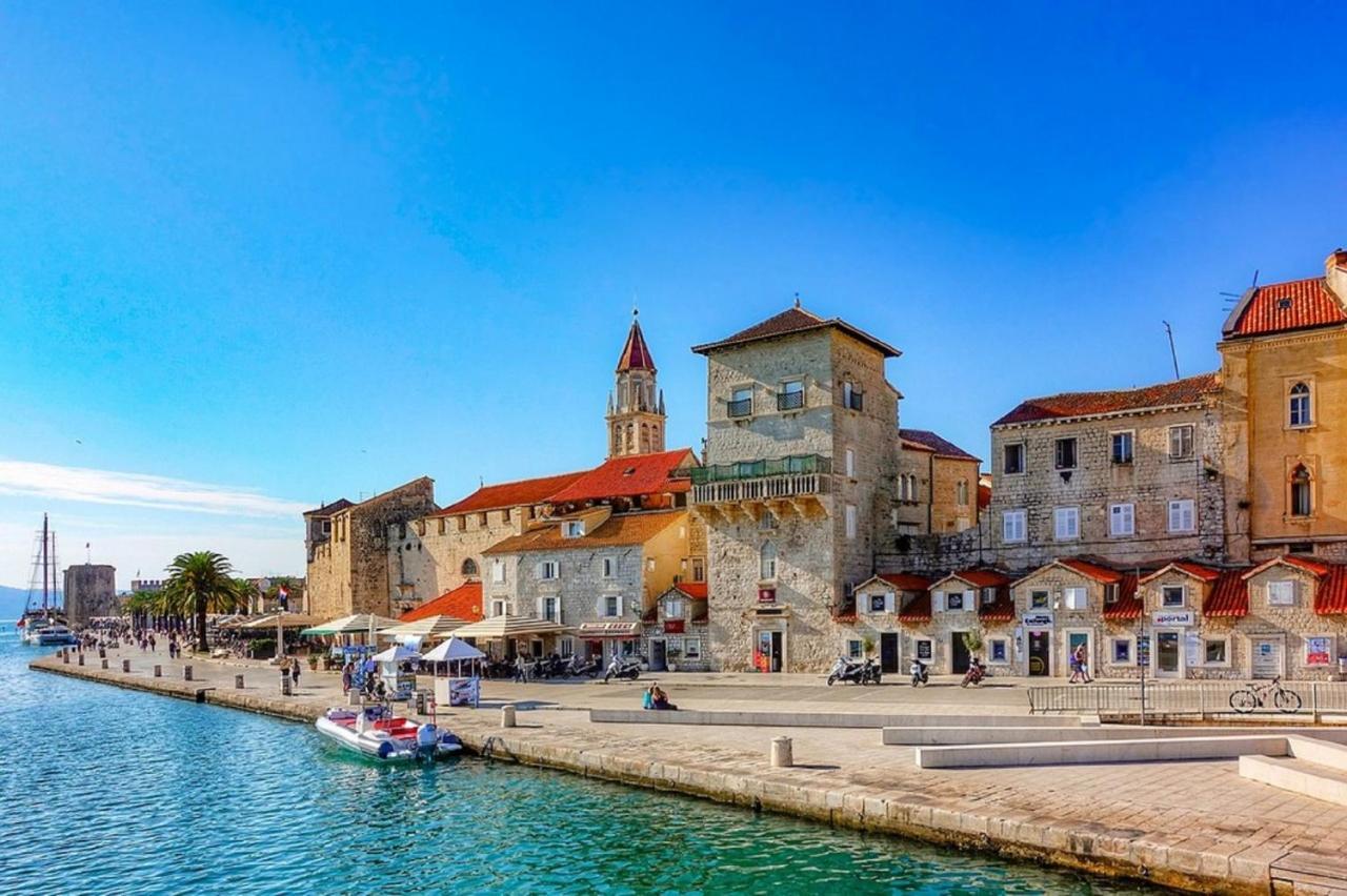 Sunny Holiday House With Pool Kaštela エクステリア 写真